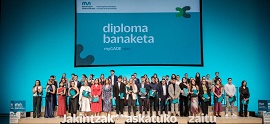 Mondragon Unibertsitatea entrega los diplomas a 312 egresados y egresadas del grado de myGADE Dual y Business Data Analytics y másteres en gestión